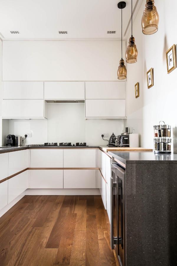 Апартаменты Magnificent Georgian 3-bedroom In New Town *