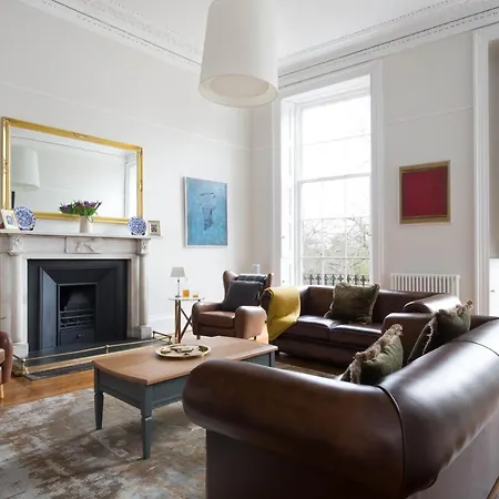 Magnificent Georgian 3-Bedroom Apartment In New Town Edinburgh Exterior photo